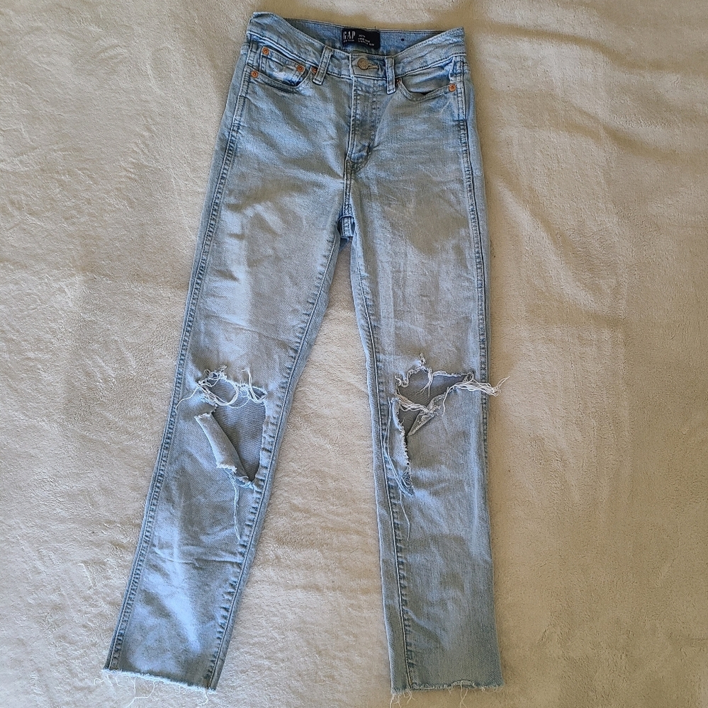 Gap High Rise Vintage Denim Distressed Size 0/25 Lightwash